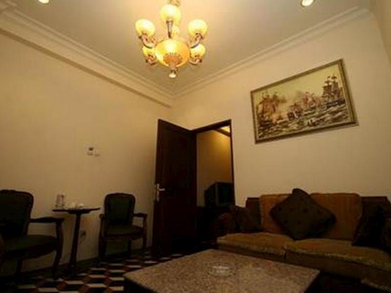 The Grand Palace Hotel Malang Exterior foto